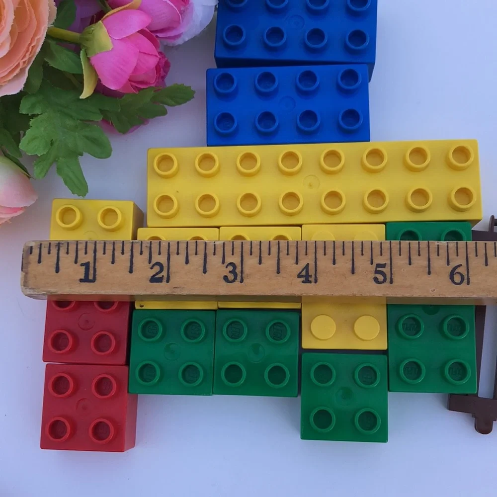 LEGO Duplo 1977 Farm Vintage Duplo Horse Sheep Mustache Man and wife 1977